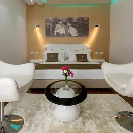 Deluxe & Executive By Rafaelo 5*