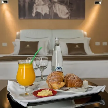 Deluxe & Executive By Rafaelo Shëngjin