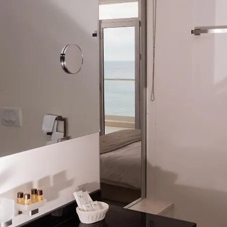 Deluxe & Executive By Rafaelo 5* Shëngjin