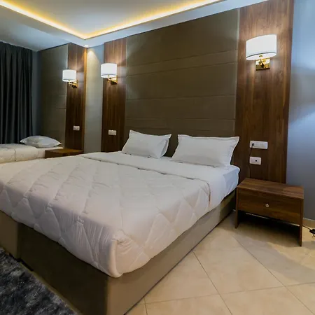 فندق Deluxe & Executive By Rafaelo Shëngjin