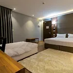 Otel Deluxe & Executive By Rafaelo 5*