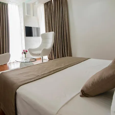 Hotel Deluxe & Executive By Rafaelo 5*