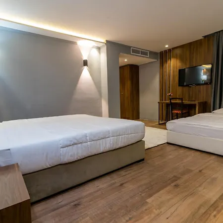 Hotel Deluxe & Executive By Rafaelo 5*