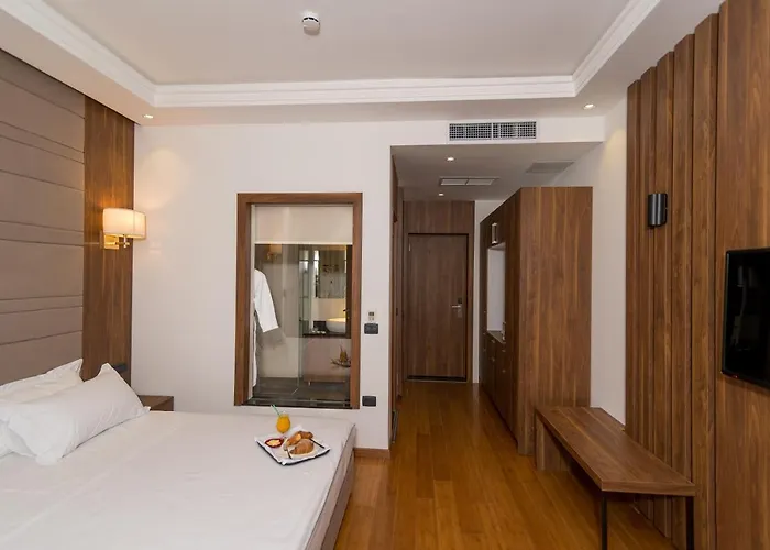 Deluxe & Executive By Rafaelo 酒店