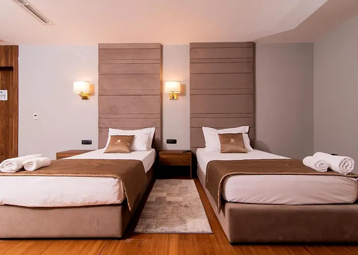 호텔 Deluxe & Executive By Rafaelo 5*